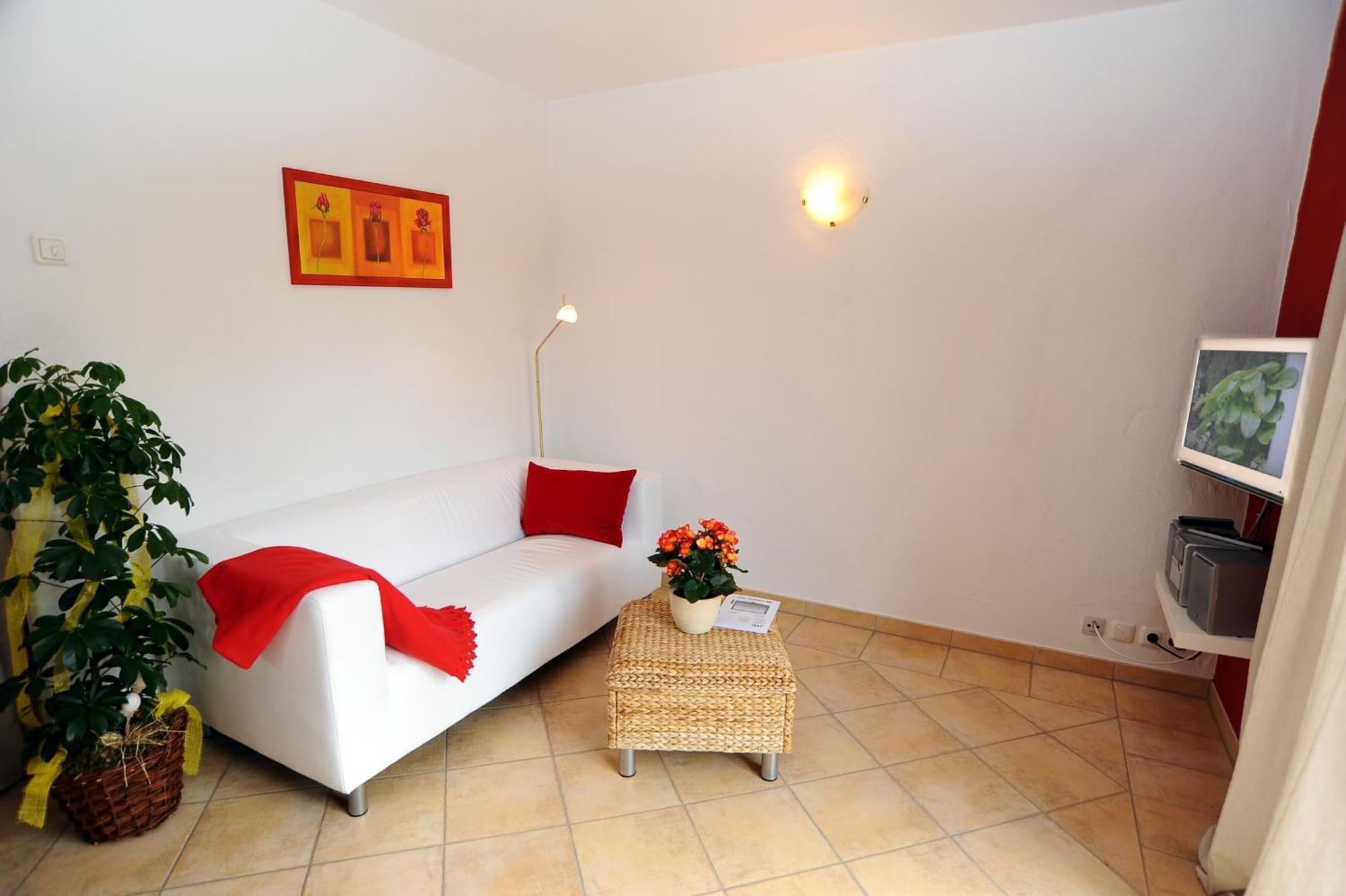 Kastanienhof Apartment Burg  Ngoại thất bức ảnh